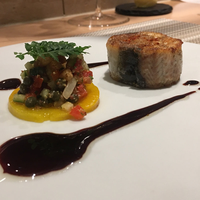 鰻と豚足のルーロー 黄色人参 鰻出汁のバルサミコソース(SUGALABO )