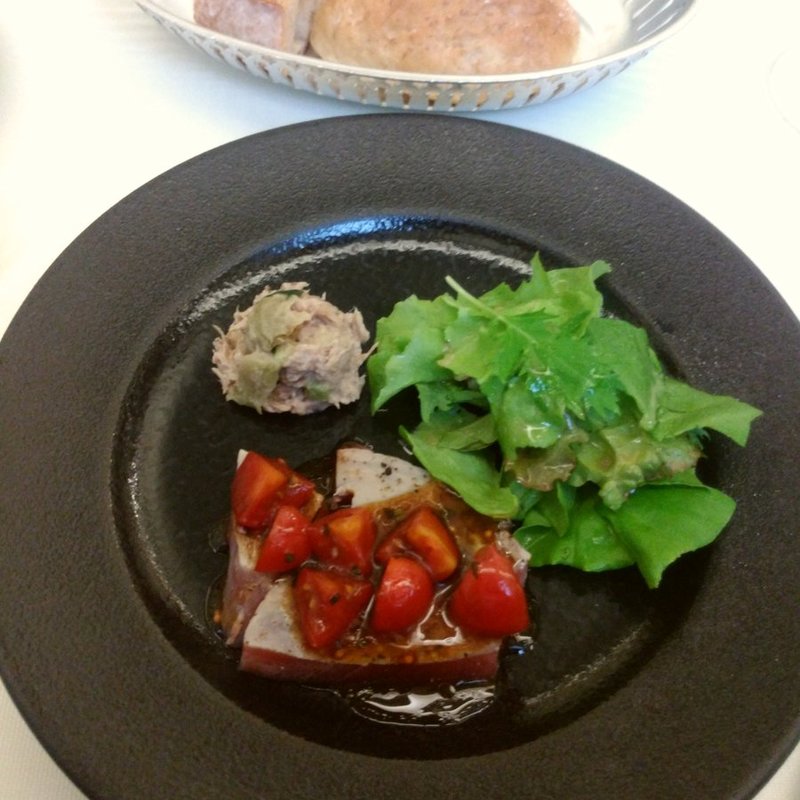 函館産メジマグロのマリネ(ブーランジェリーレカン )