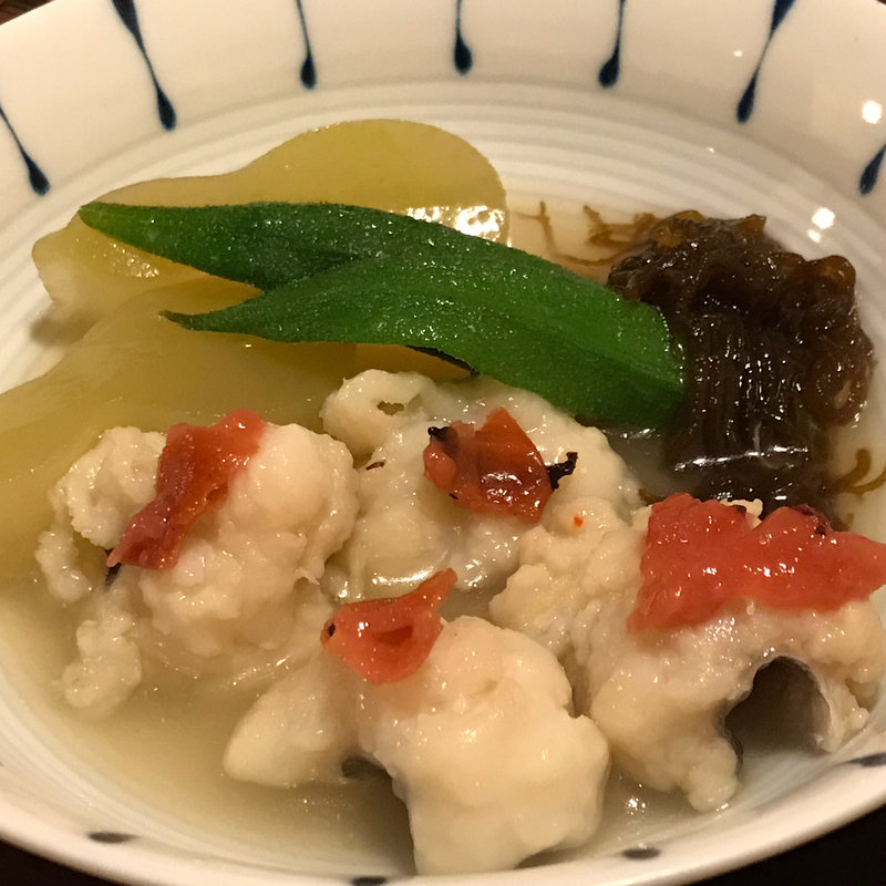 ハモと冬瓜の煮物(和彩酒処 伊織)