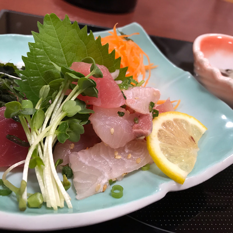 ゴマ刺(食処さんぞくや 東福岡店)