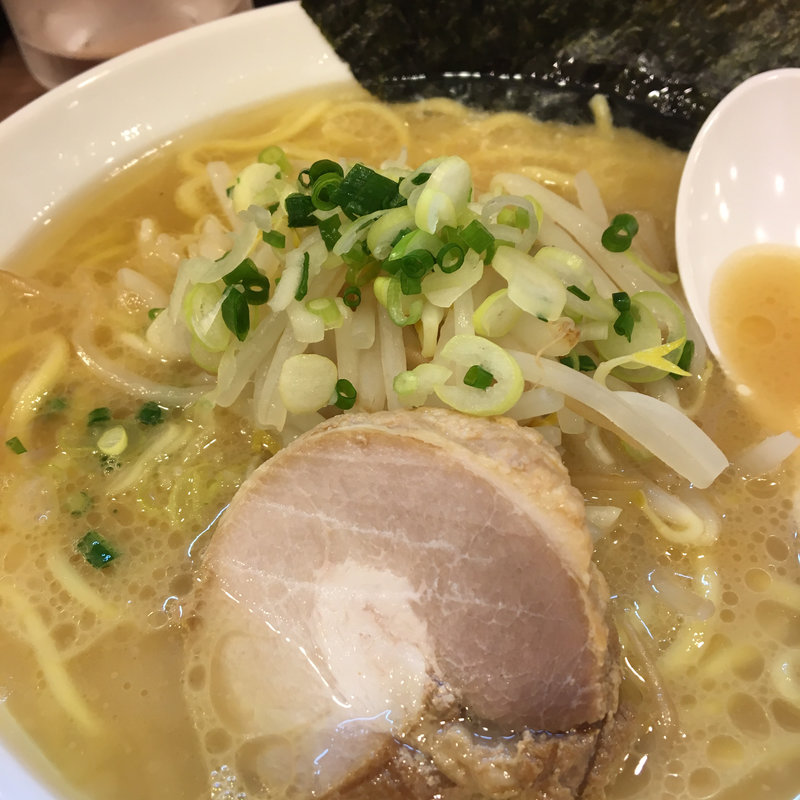 醤油ラーメン(味力)