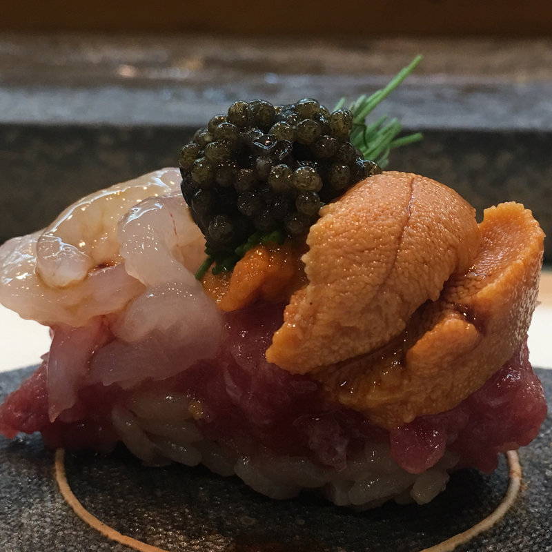 雲丹 白えび トロ キャビア(寿司栄 )