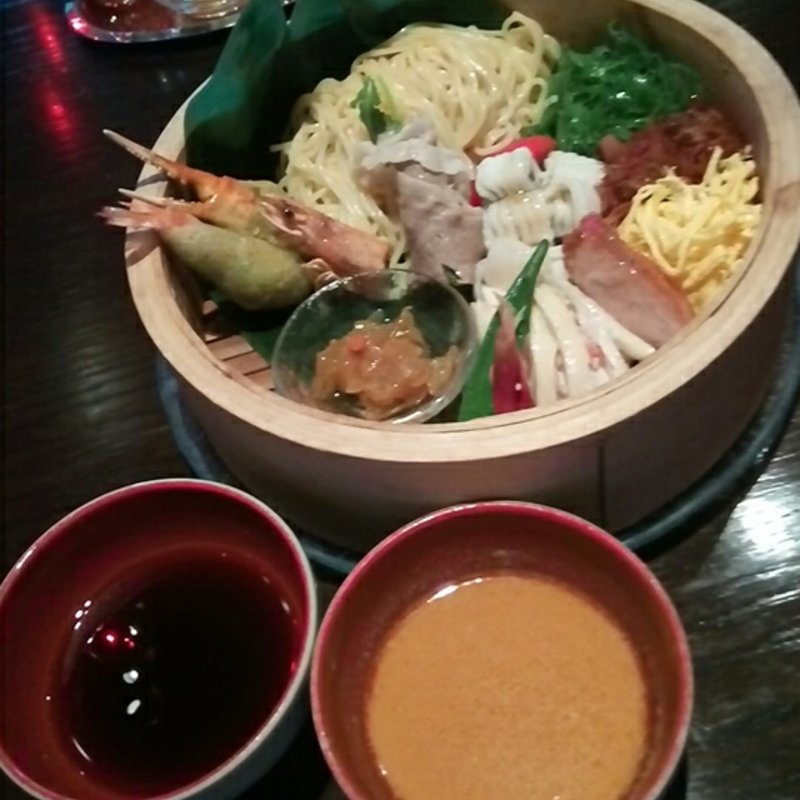 夏野菜と海鮮の宝龍冷やしつけ麺(チャイナルーム （Chinaroom）)