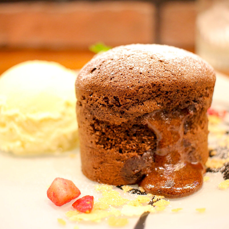 フォンダンショコラ(Bistro du marche Gozzone （ビストロ デュ マルシェ ゴッツォーネ）)