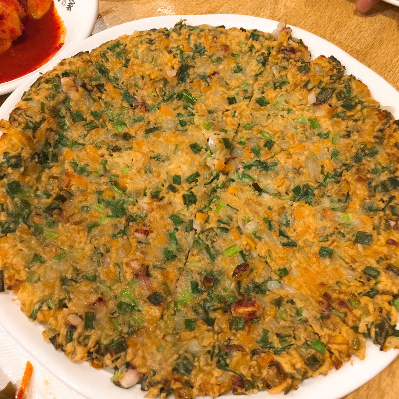 海鮮チヂミ(梁 (やん)の家 新大久保本店)