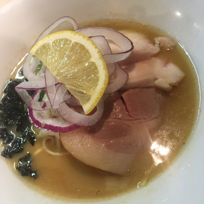 濃縮金頭煮干しそば(中華そば先崎 )