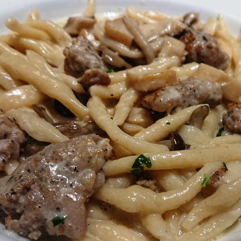 自家製パスタ　「ストロッツァ　プレティ」(クッチーナ ディ サルティーニ （cucina di sartini）)