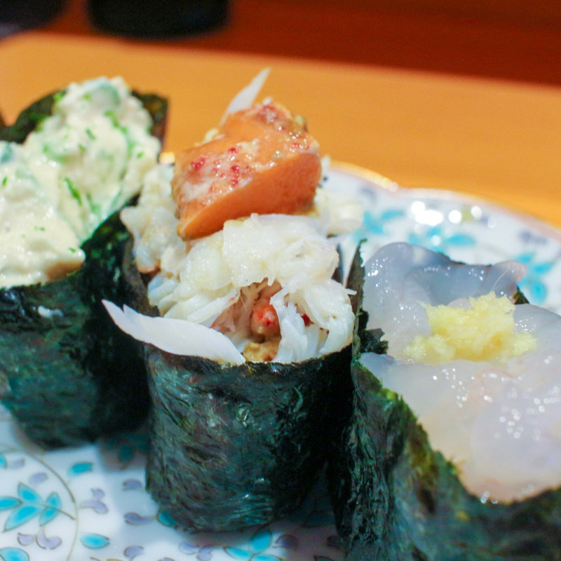 軍艦三種(寿司栄 華やぎ )