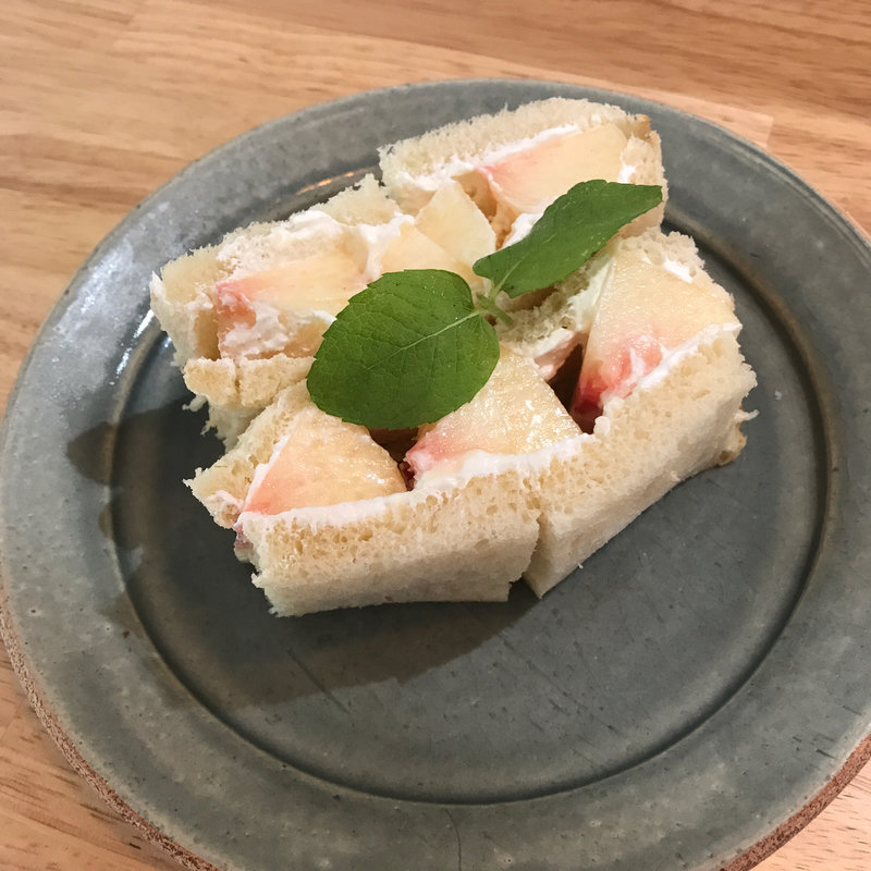 フルーツサンド(cafe百音)