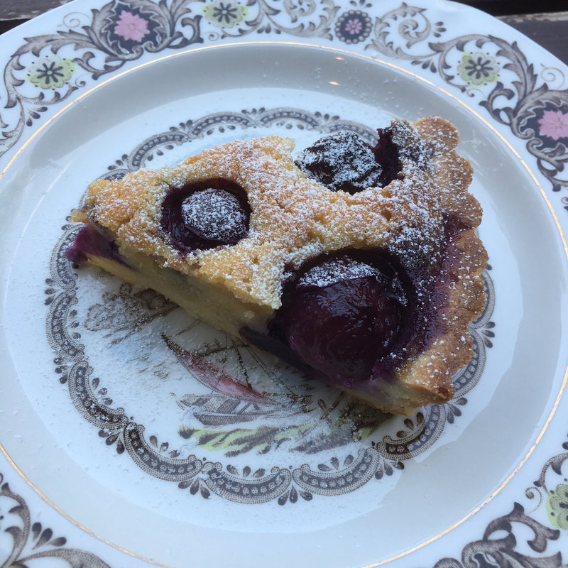 巨峰のタルト(dilettante cafe （ディレッタント カフェ）)