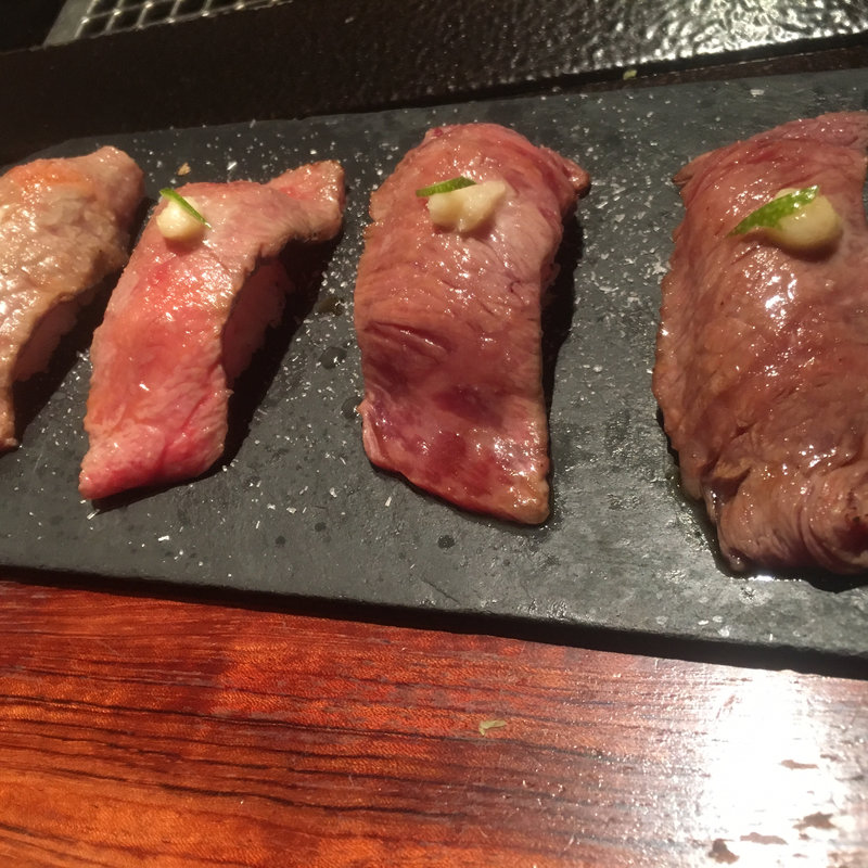 和牛大トロの握り（一貫）(恵比寿焼肉　kintan （エビスヤキニクキンタン）)