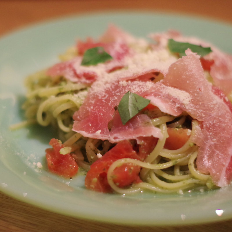 生ハムとバジリコの冷製パスタ(KING OF ROOKIE CAFE （キング オブ ルーキーカフェ）)