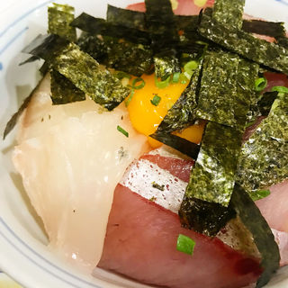 海鮮丼(三平)