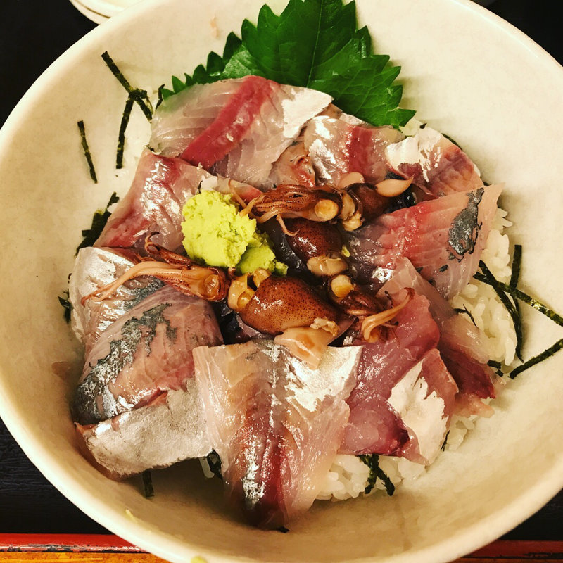 アジ丼(博多魚がし 西側食堂街店)