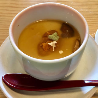 和食コース 雲丹の茶碗蒸し(三日月)