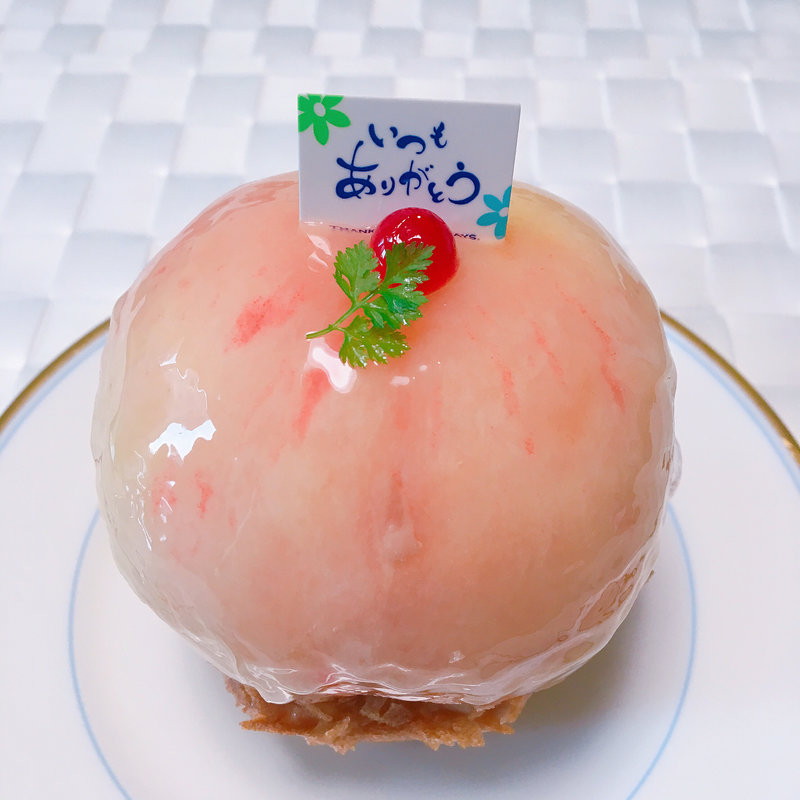 丸ごと桃タルト(パティスリーメルキュール )