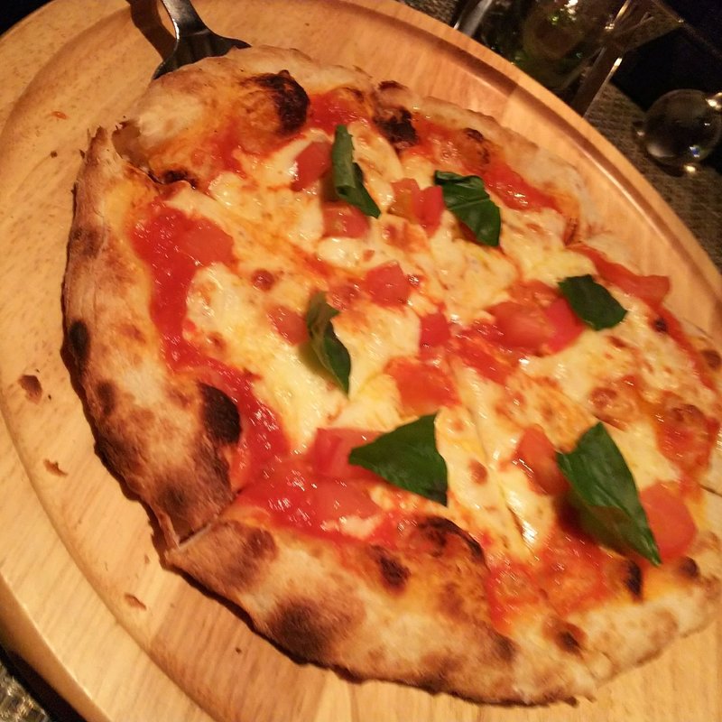 マルゲリータpizza(happy dining cLover （ハッピーダイニング クローバー）)