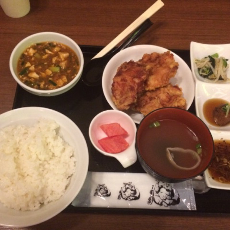 夜のザンギ定食(布袋 赤れんがテラス店)