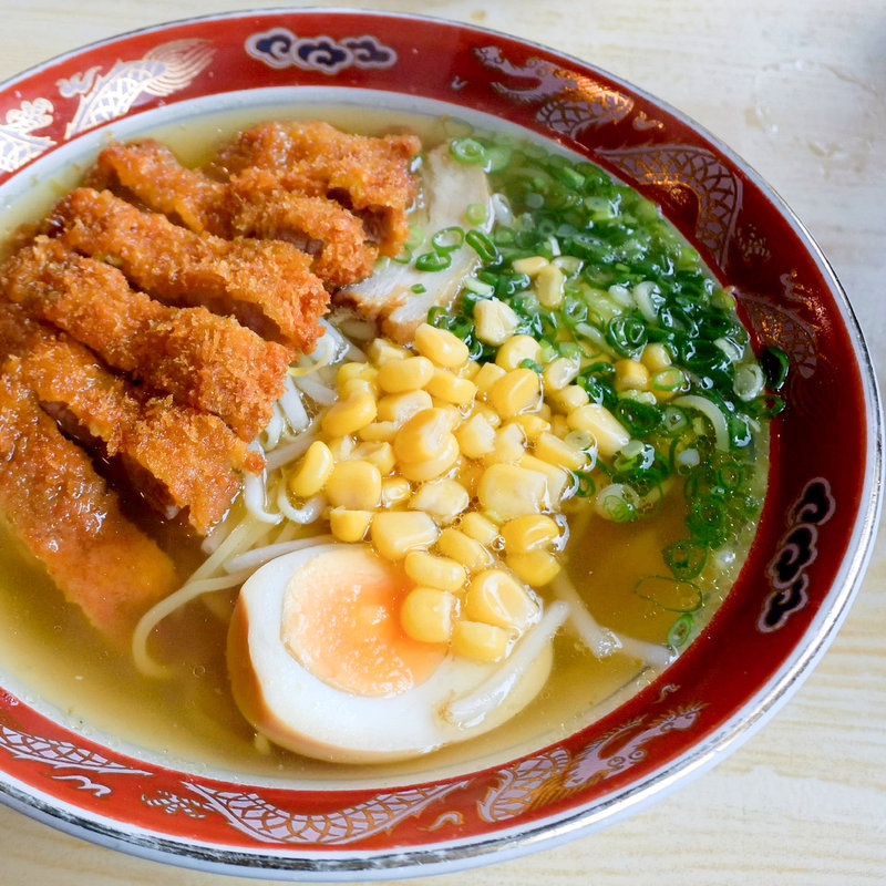 カツラーメンしょうゆ(自由軒 本店 )