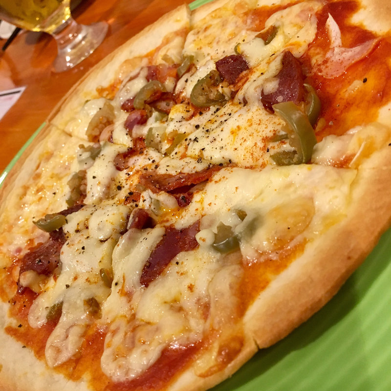 チョリソーとハラペーニョのピザ(GRILL KING （グリルキング）)