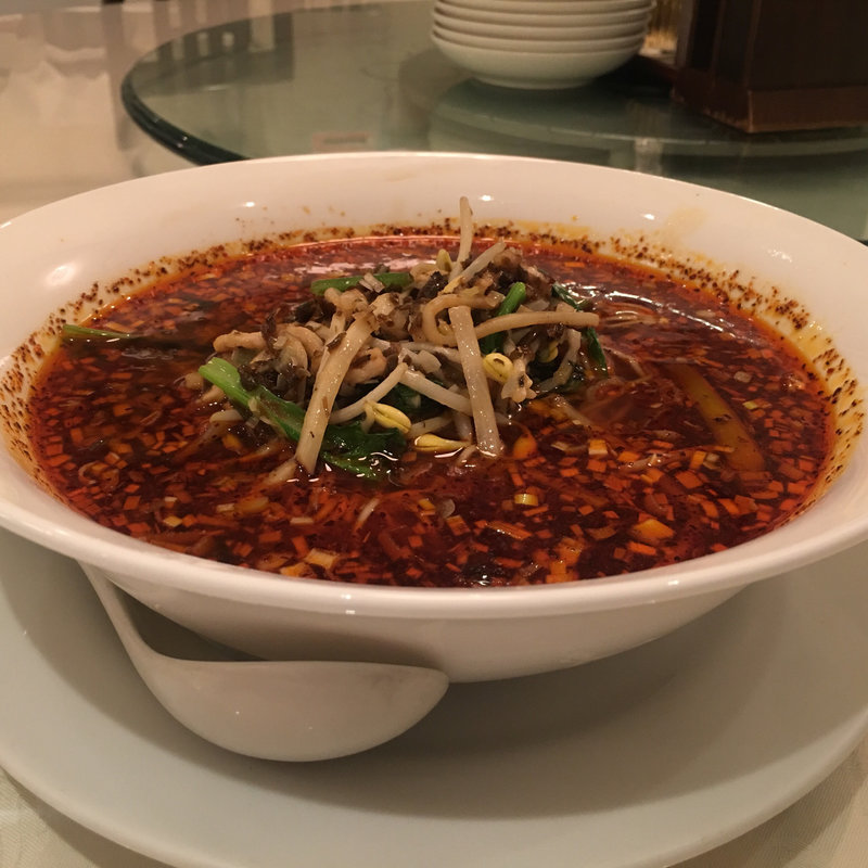 麻辣湯麺(四川料理 龍の子)