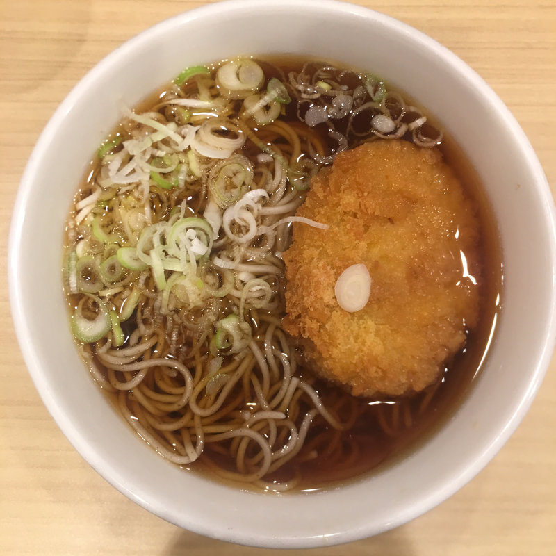 コロッケそば(いろり庵きらく 四ツ谷店 )