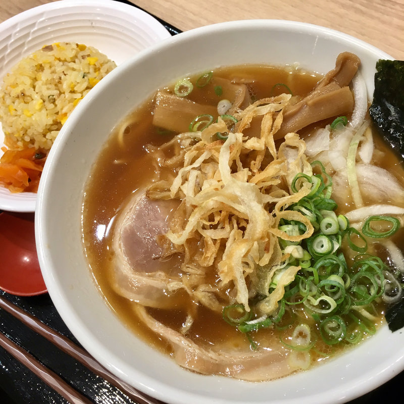 センザン醤油玉ねぎラーメン&ミニ炒飯(みけ家)