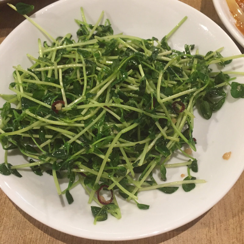 青菜炒め 豆苗(中国屋台十八番)