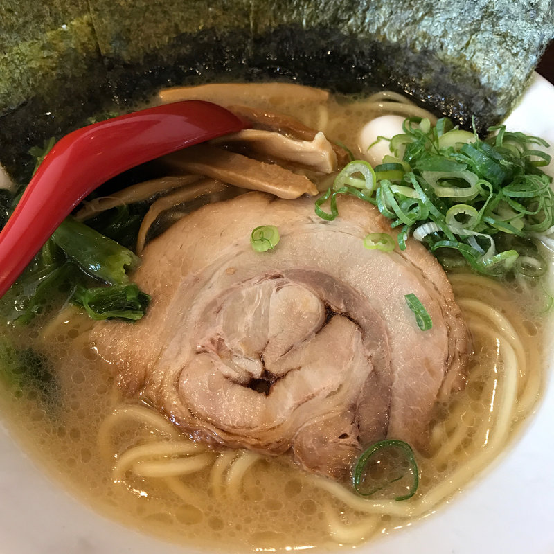塩とんこつラーメン(成壱家)
