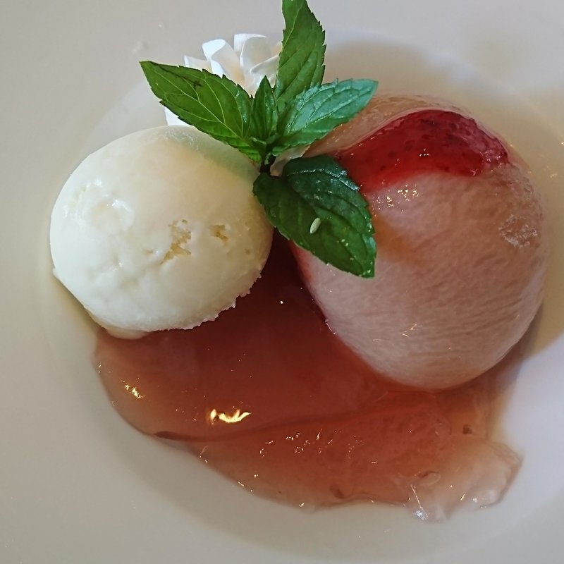 まるごと桃のコンポート(ボスケット （Ｂｏｓｃｈｅｔｔｏ）)