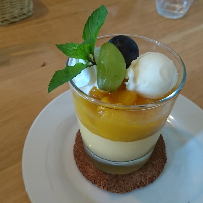 マンゴーパフェ(ボスケット （Ｂｏｓｃｈｅｔｔｏ）)