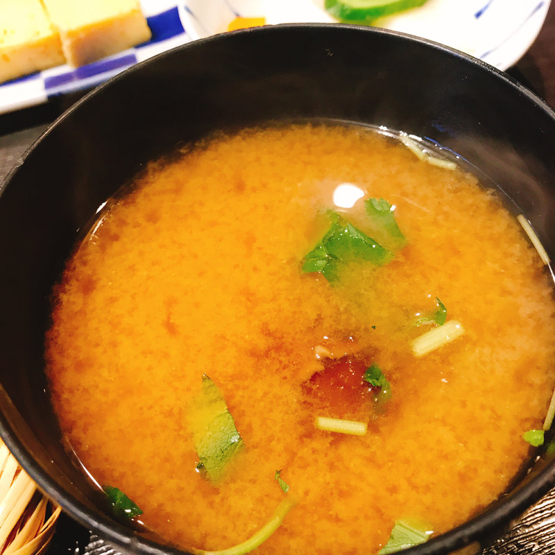 みそ汁(おひつ膳 田んぼ 表参道 （おひつぜん たんぼ）)