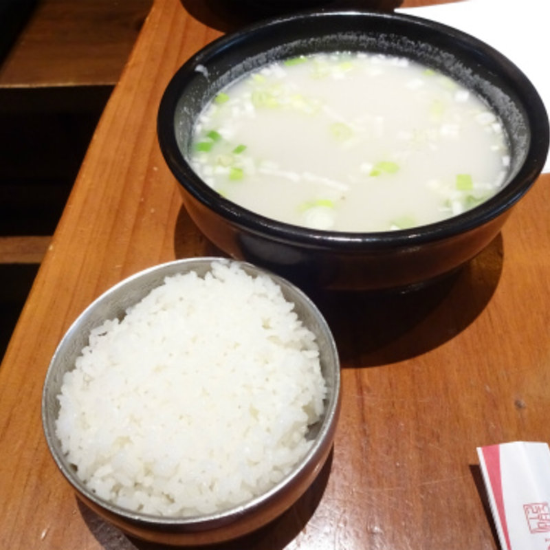 コムタンクッパ(ノルブネ 横浜ベイクォーター店)