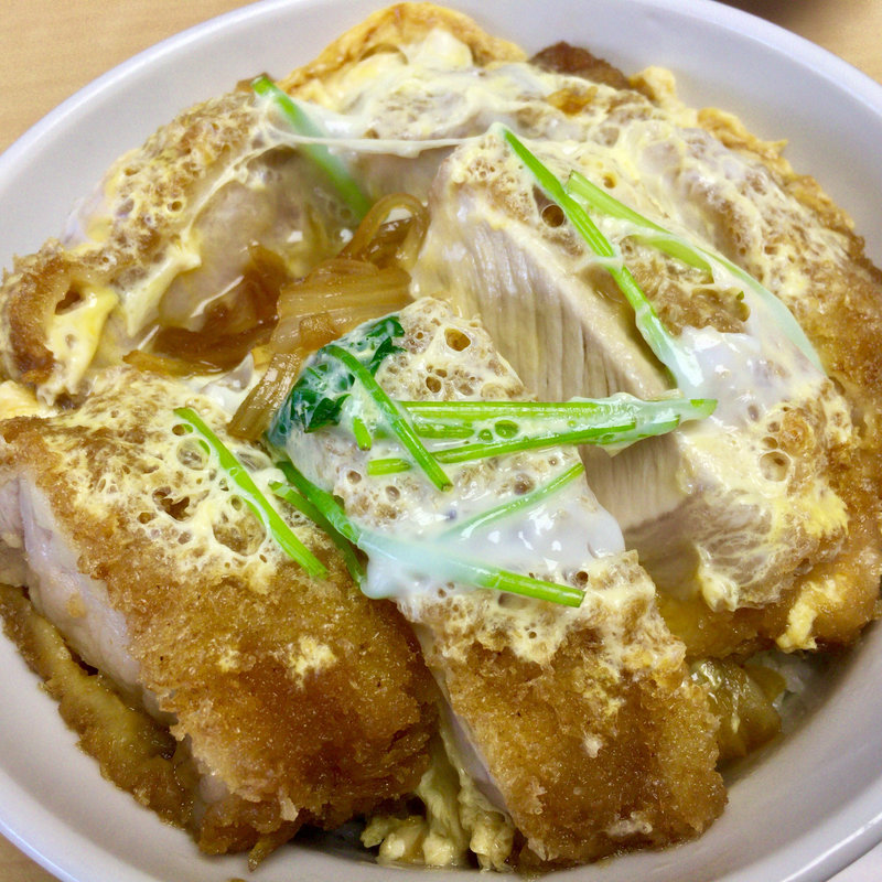 カツ丼 3c2a554fb907b5d65763659fb3058e