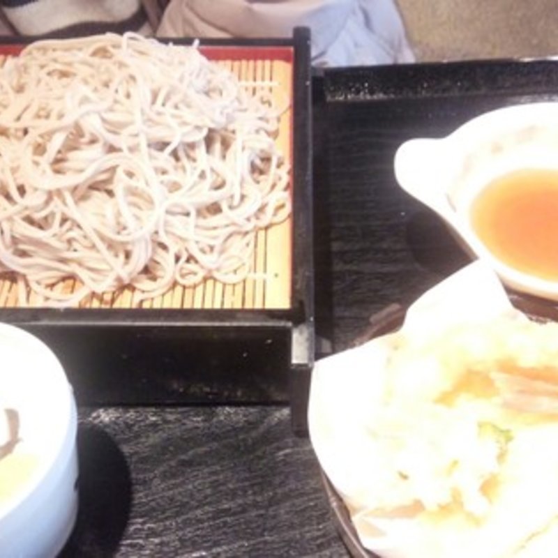 天婦羅モリそば(石臼挽二八打 まるきそば （まるきそば）)