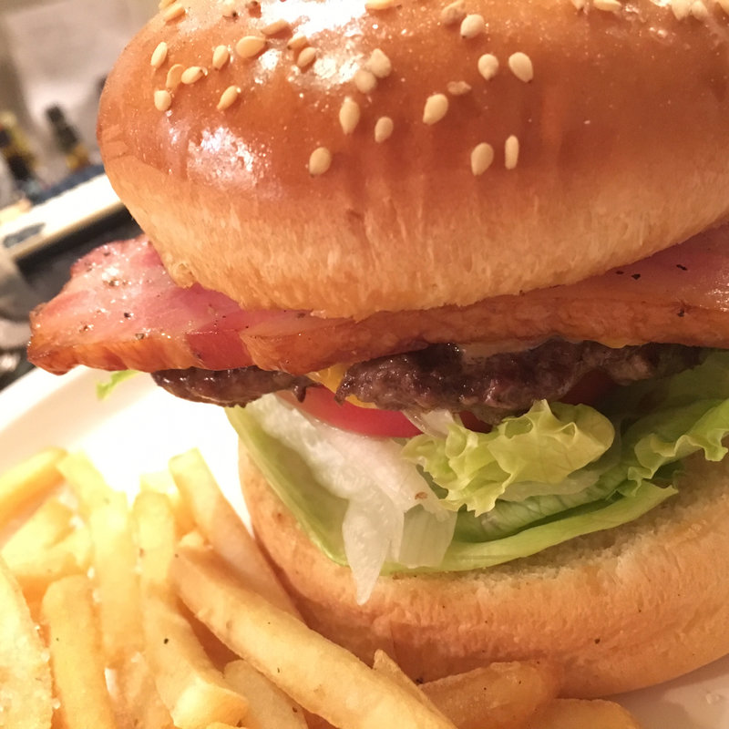 ケビンベーコン(W.P. GOLD BURGER)