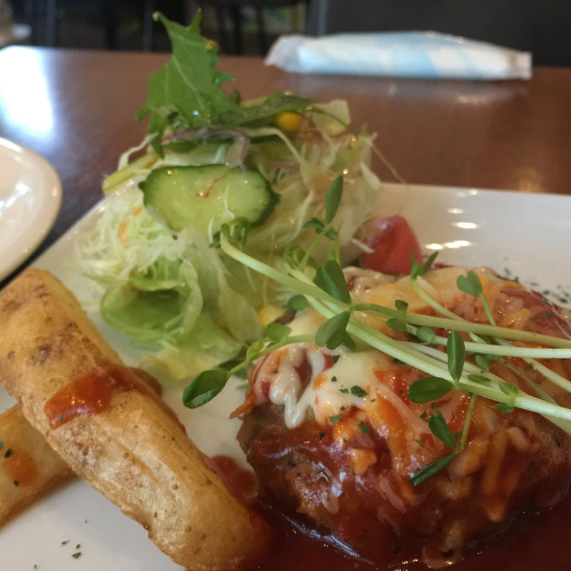 チーズハンバーグ(kitchen bar ma‐ha)