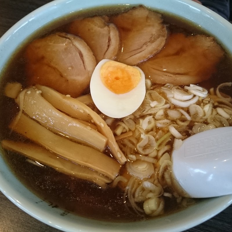 醤油ラーメン ＋ チャーシュー(ラーメン専門 三代目 月見軒 六実店)