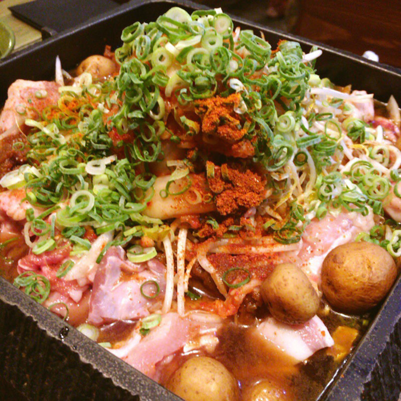 ホルモンカレー鍋(宮がみ屋)