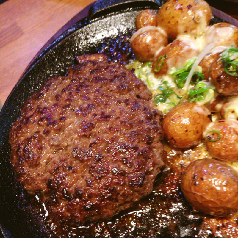 なにわ黒牛のレアハンバーグ(宮がみ屋)