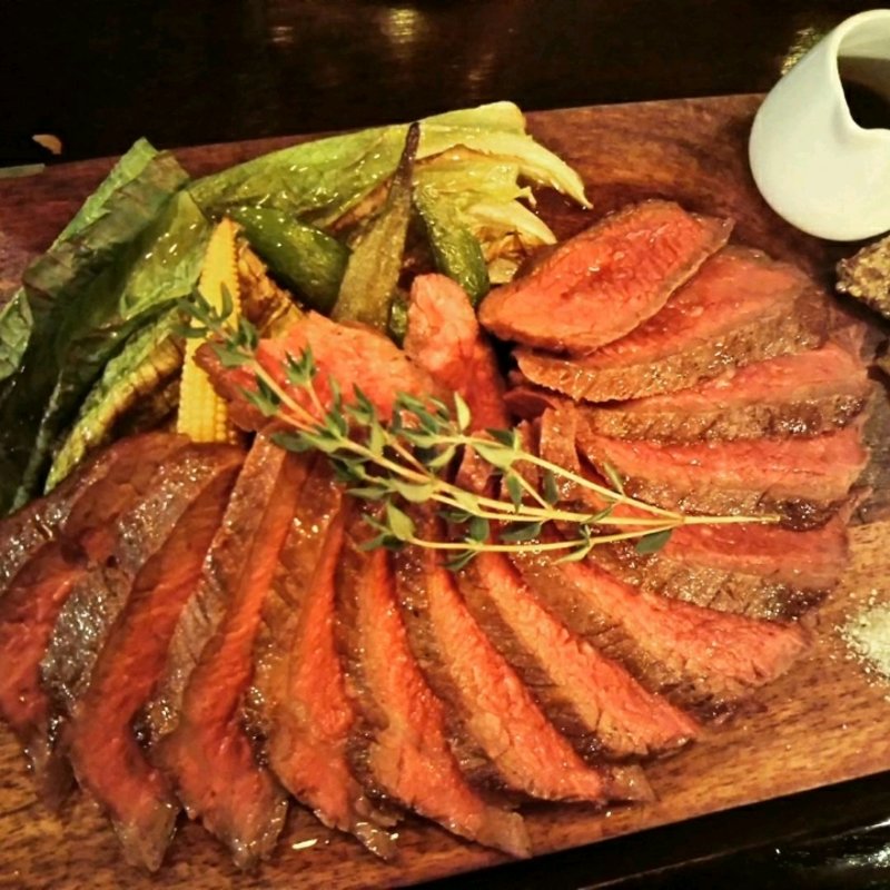 トヨニシ牛のステーキ(PACE （パーチェ）)