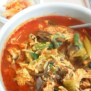 ユッケジャンクッパ(妻家房 東武池袋店)