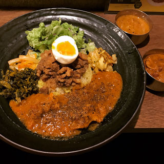 新宿西口でインドカレーを食べよう！絶対オススメのインドカレー8選を紹介します。