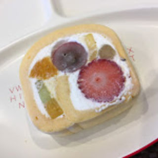 ロールケーキ(いたがき 本店 )