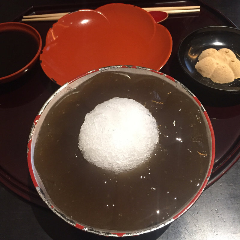 徳屋の本わらびもち(ぎおん徳屋原宿店)