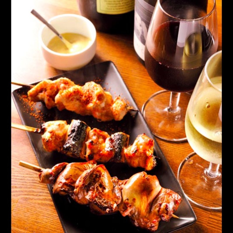 焼き鳥の為のグラスワインセット（白＆赤）(焼鳥BAR A VINS 76 (76vin))