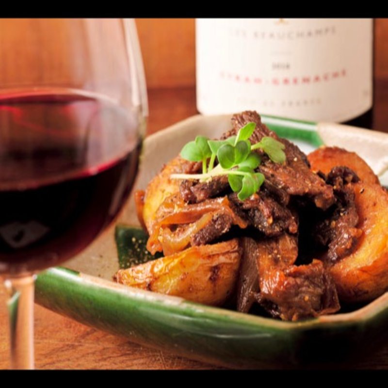 牛ハラミの肉じゃが(おばんざいや 喜月)