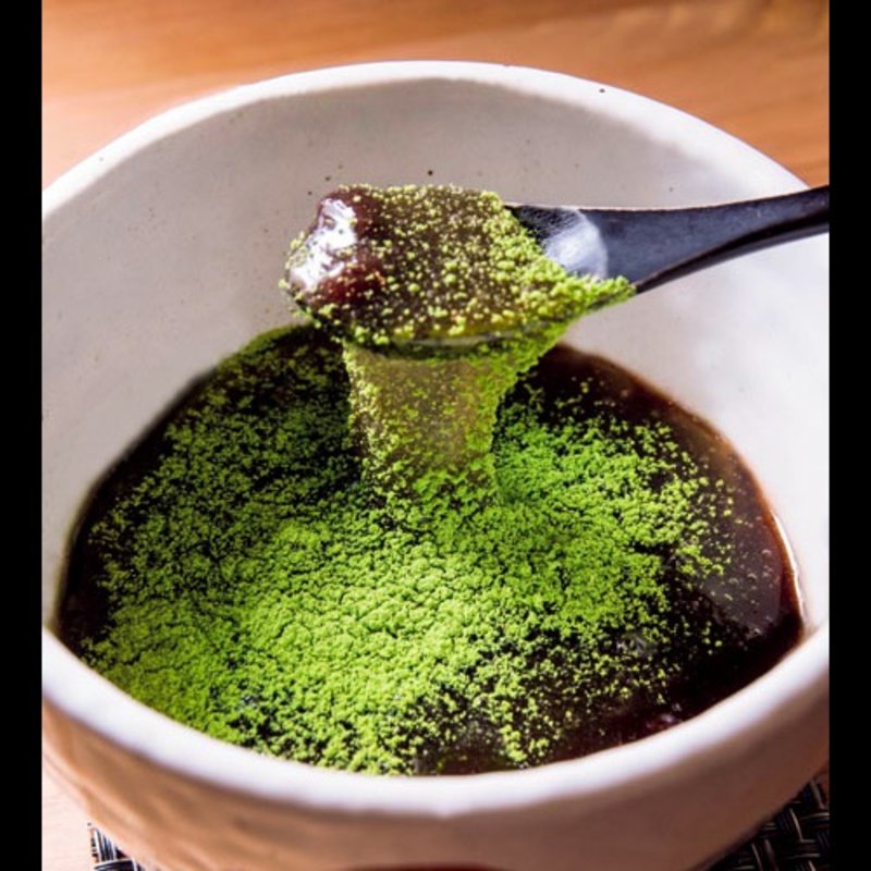 熱々わらび餅ぜんざい(まめ茶和ん)