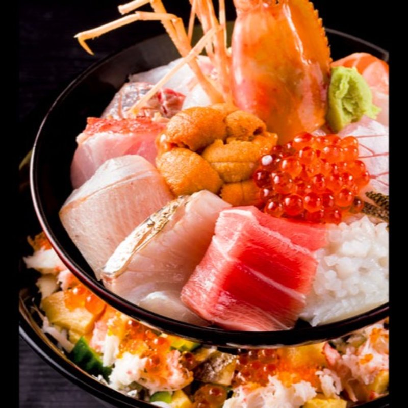 築地場外丼(刺身BAR かぶきまぐろ 両国江戸noren)