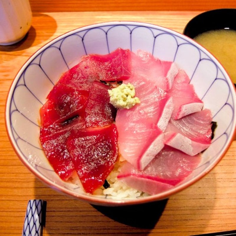 はーふ＆ハーフ丼鉄火とかんぱち(京すし)